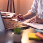 How to Use Product Review Websites to Compare Assignment Writers Before Making a Decision?