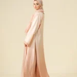 What Pakistani Ladies Clothes Suit a Hijab-Wearing Lifestyle Best?